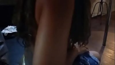 Casada cavala de BH deu o cu com gosto pra safado e o corno assistindo pela chamada de vídio