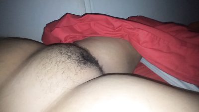 massaging my wife’s fat hairy pussy 2