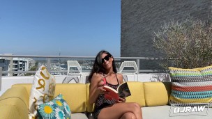 Cock hungry Heather Vahn takes a huge facial